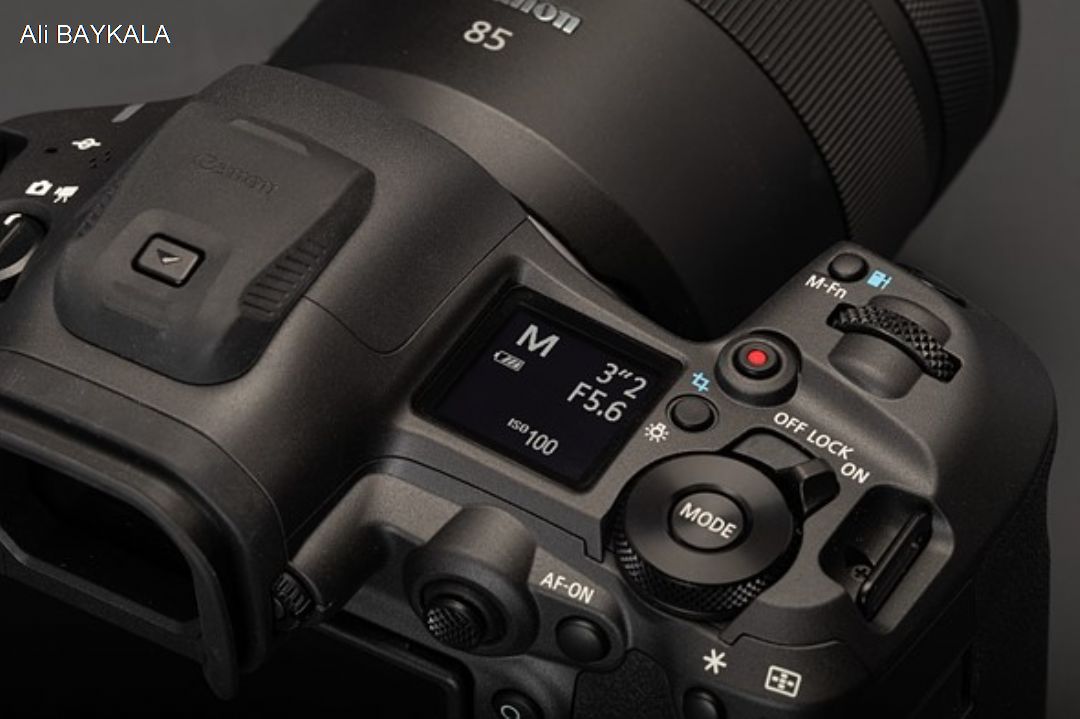 Canon yine bildi�imiz gibi